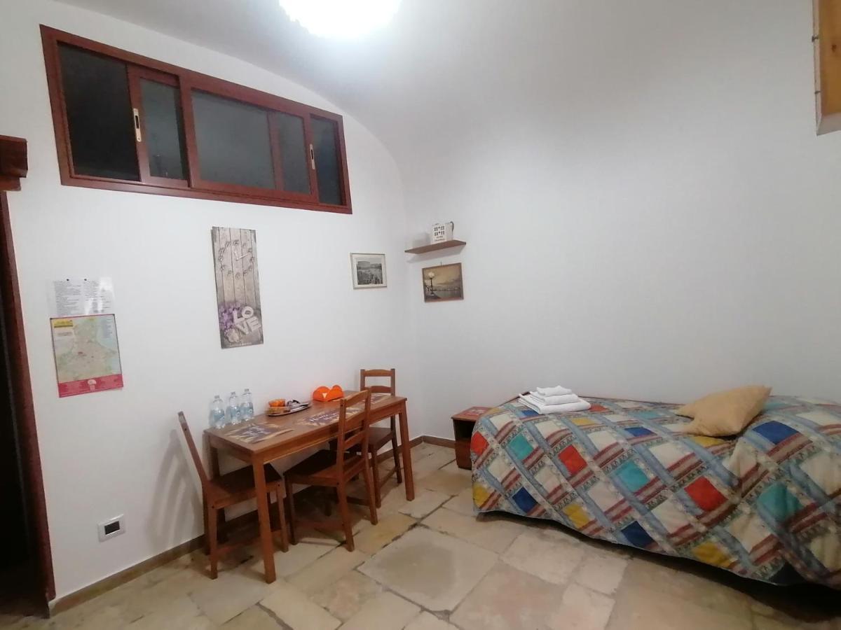 Home Sweet Home Rooms Bari Exterior foto